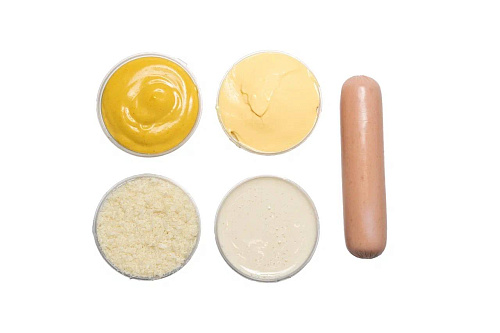 2 корн дога под горчичным соусом